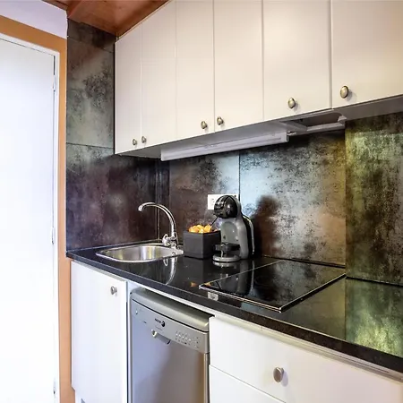 Edificio La Masia 로지즈