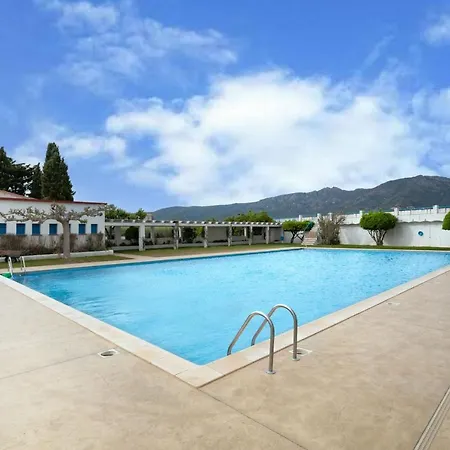 Edificio La Masia * 로지즈