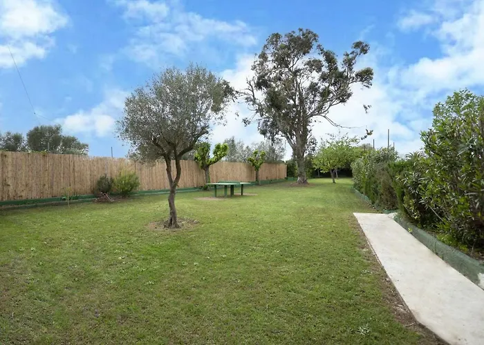 Edificio La Masia Apartment *